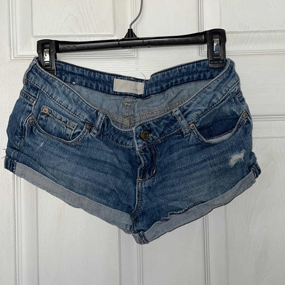 Garage flirty short stretch shorts size 5